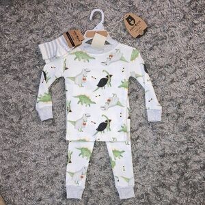 Dinosaurs Halloween 3 pcs New rabbit + bear Pajama Set 12 months socks organic